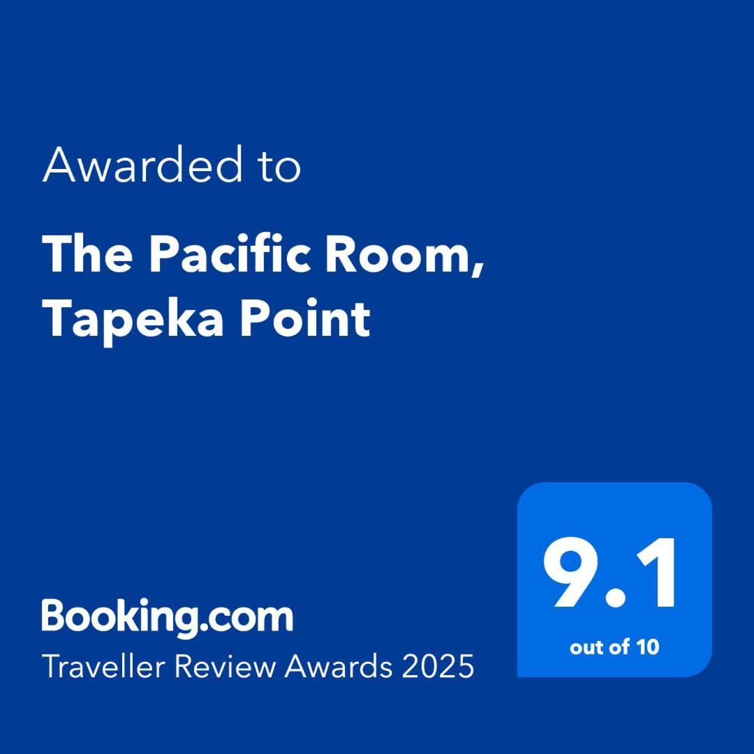 The Pacific Room, Tapeka Point Расселл Экстерьер фото